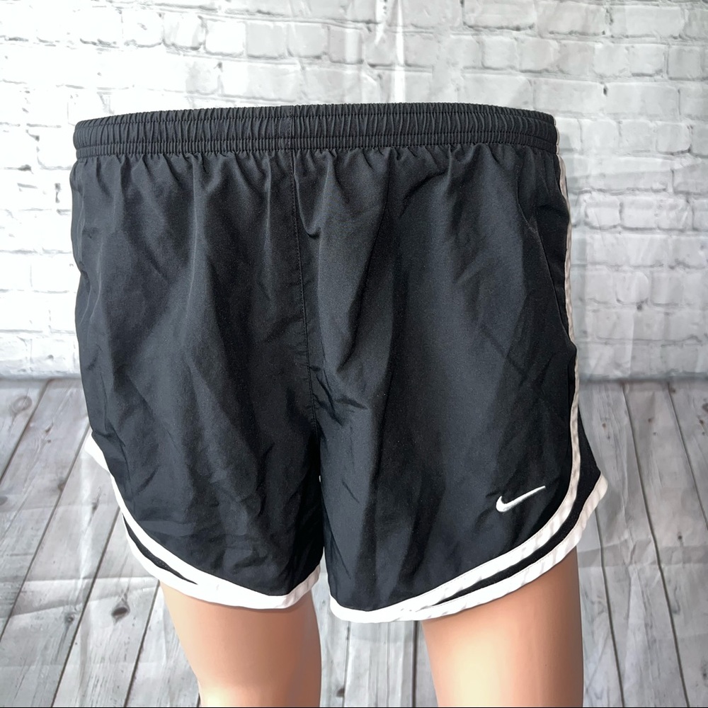 Nike Dri Fit Black & White Athletic shorts size S